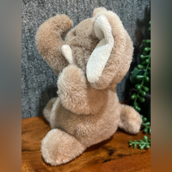 Vintage GUND Stuffed Animal Plush Toy 1989 Brown Elephant 6” NWOT - Picture 3 of 7